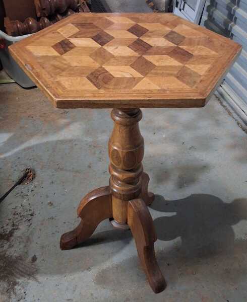 SIDE TABLE