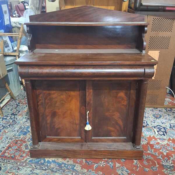 CHIFFONIER