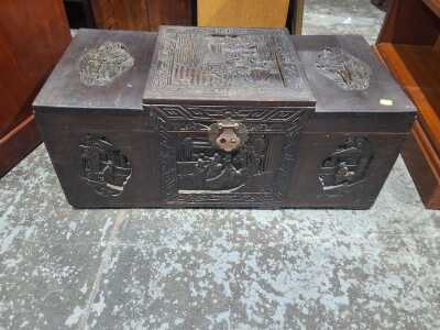 CAMPHORWOOD TRUNK