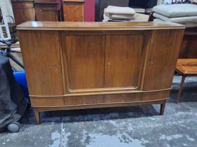 Highboard