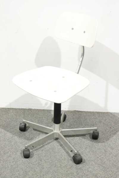 KEVI DESK CHAIR