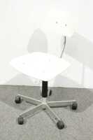 KEVI DESK CHAIR