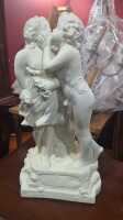 STATUE