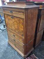 SECRETAIRE - 2