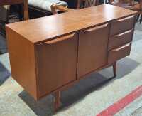 SIDEBOARD - 2