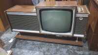 RETRO TELEVISION STEREO