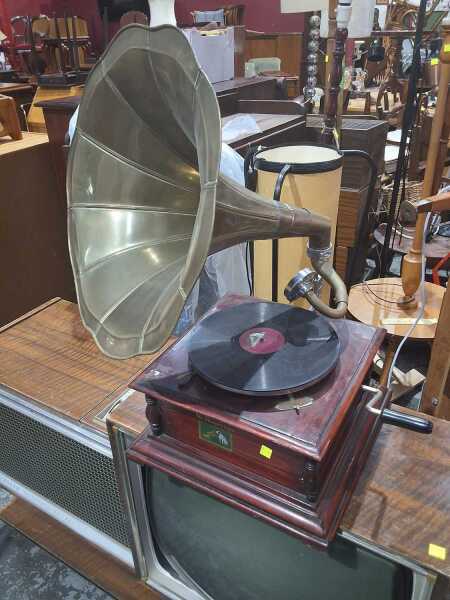 GRAMOPHONE
