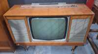 RETRO TELEVISION