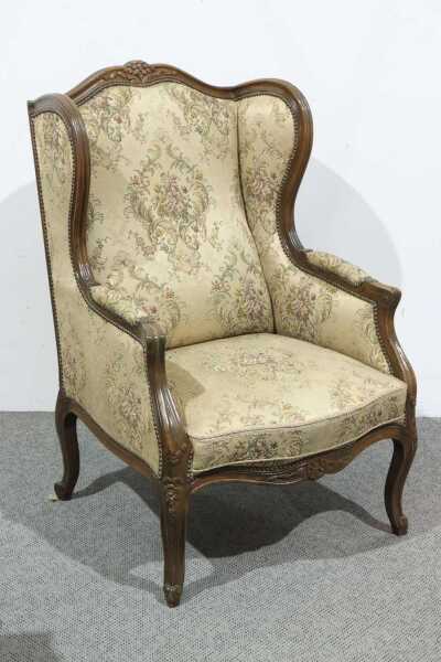 WINGBACK ARMCHAIR