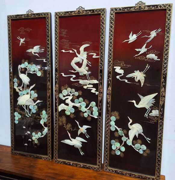 DECORATIVE WALL PANELS