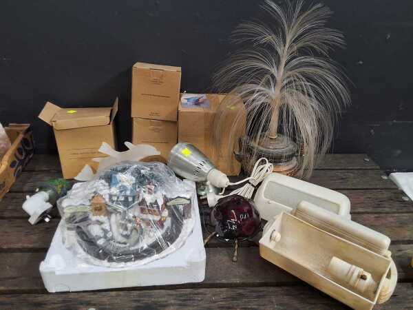 LIGHTING LOT