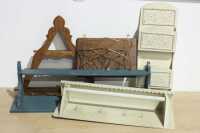 WALL SHELVES