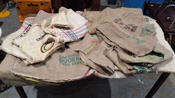 BURLAP LOT