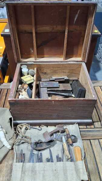 LEATHER WORKER'S TOOL CHEST