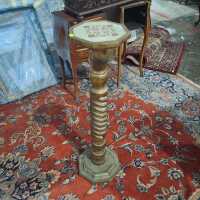 PEDESTAL
