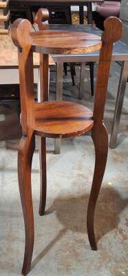 Jardiniere Stand