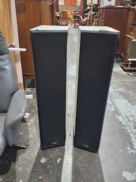 SPEAKERS
