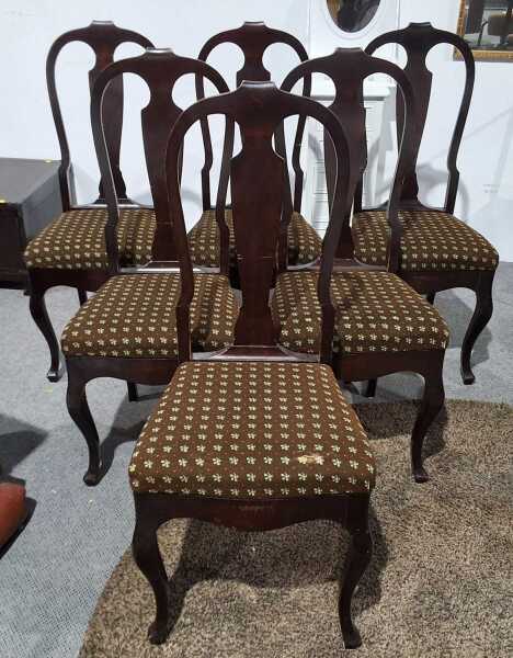 DINING CHAIRS