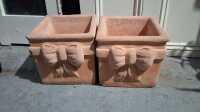 PLANT POTS