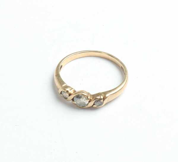 GOLD RING