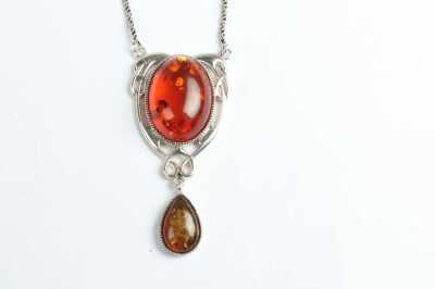 SILVER NECKLACE