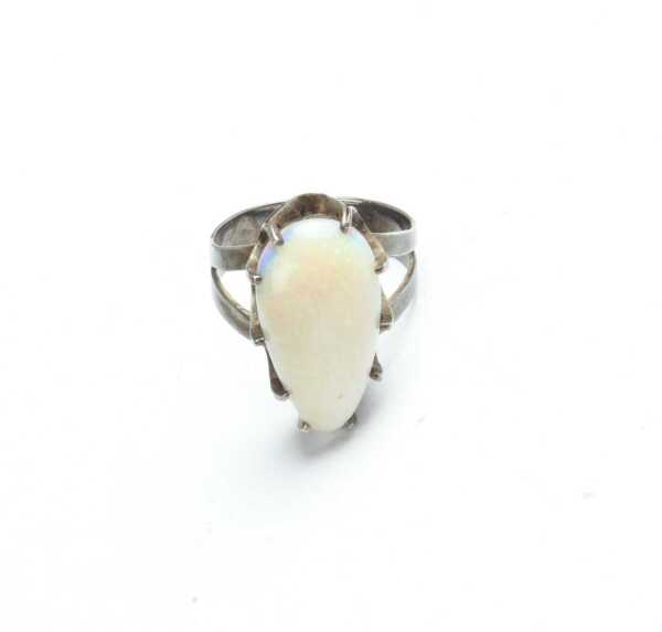 OPAL RING
