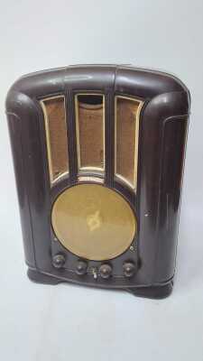 MANTEL RADIO