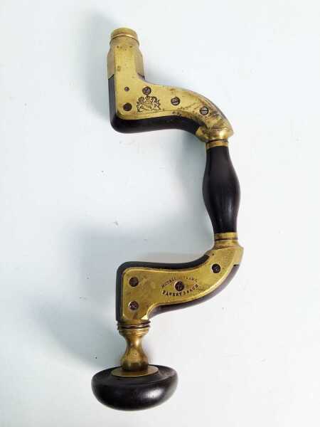 DRILL BRACE