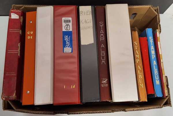 STAMP ALBUMS