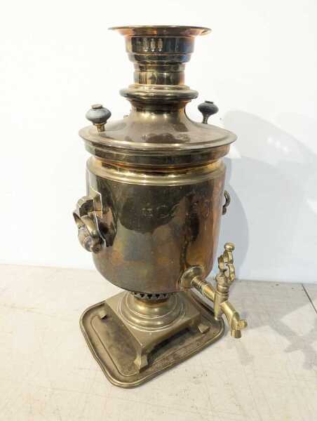 SAMOVAR