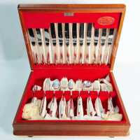 CUTLERY SET