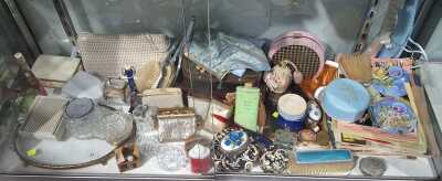 Ladies Requisites