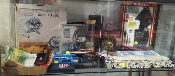 COLLECTABLE LOT
