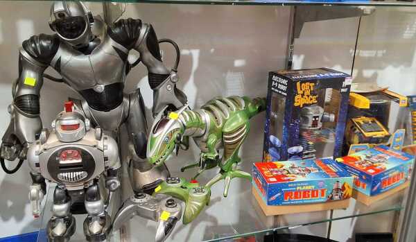 ROBOTS
