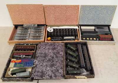 MODEL TRAINS