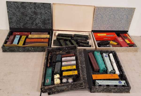 MODEL TRAINS