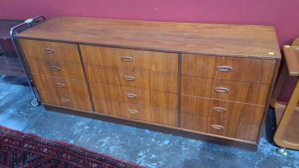 CHEST OF DRAWERS