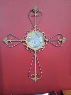 WALL DECOR