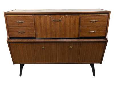 SIDEBOARD