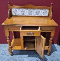 WASHSTAND - 3
