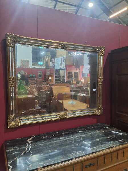 WALL MIRROR
