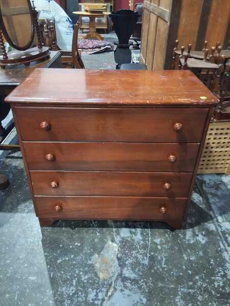 CHEST OF DRAWERS