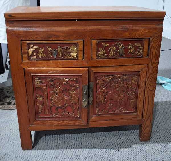 CHINESE CABINET
