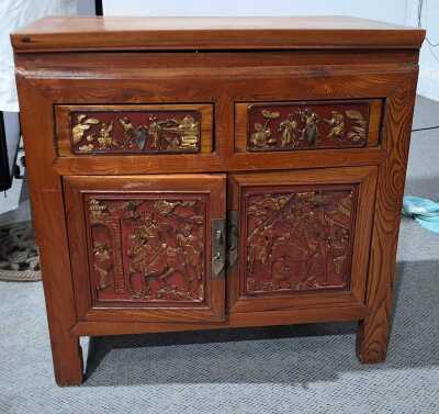 CHINESE CABINET