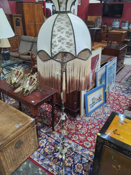 STANDARD LAMP