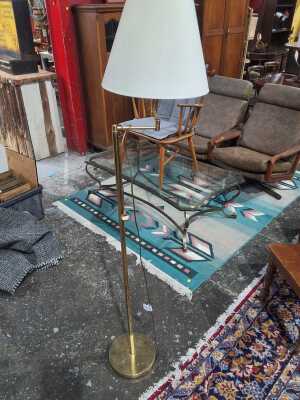 STANDARD LAMP