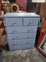 CHEST OF DRAWERS