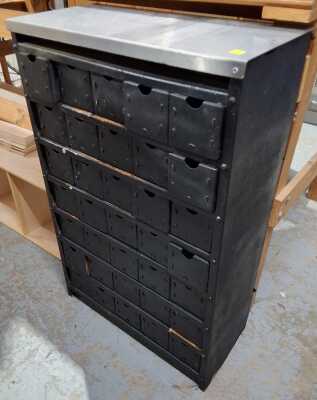 289 · ACCESSORY CHEST
