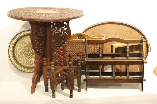 SMALL FURNISHINGS LOT