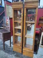 DISPLAY SHELVES